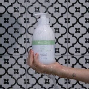 Alternative view of Moogoo Conditioner 500ml